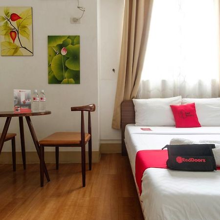 Hotel Reddoorz Near V Mapa Station Manila Zewnętrze zdjęcie