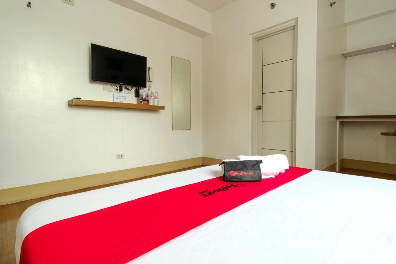 Hotel Reddoorz Near V Mapa Station Manila Zewnętrze zdjęcie