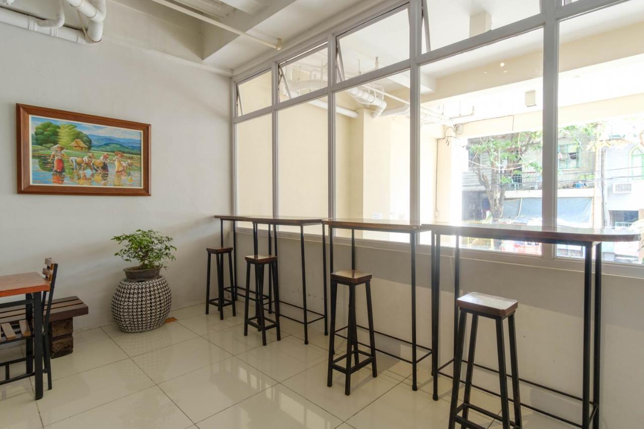 Hotel Reddoorz Near V Mapa Station Manila Zewnętrze zdjęcie